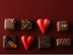 残り枠わずか！エントリーはお早目に！毎年大人気イベントSTAFF！未経験OK【バレンタイン催事】時給1600円＋交通費＜2/7.9.10.11.12　浦和伊勢丹＞人気チョコレートブランド◇この時期だけの限定バレンタインチョコレート◇ 週払いOK◇学生.20代.30代.40代.50代男女スタッフさん活躍中！＜専用フォーム返信＆オンラインで簡単登録＞tan-O-VD-wis①