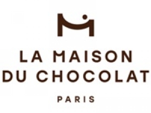 ■長期■未経験歓迎【LA MAISON DU CHOCOLAT(ラ・メゾン・デュ・ショコラ）　横浜高島屋】濃厚なのに繊細な味わいが楽しめる。世界で愛されるショコラ専門店で販売◇高時給1600円＋交通費 / 週払いOK / 週3～相談OK / 洋菓子販売デビューも歓迎 / 学生.20代.30代.40代.50代女性スタッフさん活躍中！＜専用フォーム返信＆オンラインで簡単登録＞FD-T-lamadu