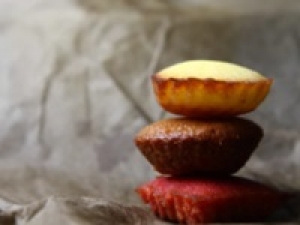 即日～長期『ブールミッシュ / 銀座松屋』マカロン・ギモーヴ・スイーツ洋菓子販売/フランス菓子販売◇手土産人気も高い見た目も可愛いスイーツブランド＜時給1500円＋交通費＞制服貸与 / 週払いOK / 20代.30代.40代.50代前半 女性スタッフさん多数活躍中！＜専用フォーム返信＆オンラインで簡単登録＞FD-T-buru①