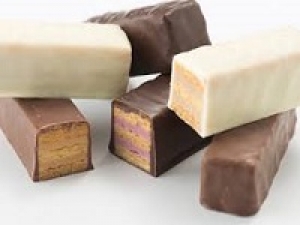 長期＜洋菓子販売 / 東京グランスタ＞スタート日相談OK◇時給1500円＋交 / 週払いOK◇チョコレートでコーテイングしたミルフィユ菓子発祥◇個包装＆オシャレなパッケージ◇一口サイズのプチフールや焼き菓子などギフトにも喜ばれる人気ブランド◇20代.30代.40代前半の女性スタッフさん多数活躍中！＜専用フォーム返信＆オンラインで簡単登録＞FD-T-ruru①