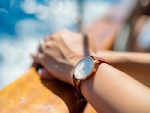 【未経験歓迎】即日～6/30《SKAGEN＜スカーゲン＞ / 東急プラザ銀座》デンマーク発のミニマルでサステナブルなウォッチブランド で腕時計＆小物等の販売 ◇時給1500円＋交通費 / 週払いOK◇ 経験＆知識がなくても時計が好きな方大歓迎！丁寧なレクチャーあり！初めてでも安心◇20代.30代.40代男女活躍中！＜専用フォーム返信＆オンラインで登録OK＞tan-a-foss