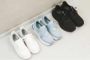 ■8/中旬～2026.2/22■時給1700円(経験有)・交通費支給■＜Orthofeet / オーソフィート◆浦和パルコ＞レディース＆メンズシューズ販売◇米国特許取得のハンズフリーシューズで人気のブランド【私服勤務・週払いOK・駅から徒歩圏内・20代,30代,40代女性スタッフ活躍中】＜専用フォームの返信＆オンラインで簡単登録＞ AP-T-oft