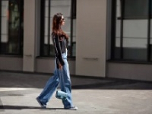 ＼未経験積極採用／ 週2～相談OK【GWのSALE販売応援 　4/9～5/9　酒々井アウトレット】シーズン時給1600～1650円＋交◇バッグや革小物の販売＆バックヤード◇カフェやファーストフード店・飲食店での接客、催事販売で短期アルバイト経験など歓迎◇週払いOK / Wワーク / 扶養内 / 制服貸与 / 車通勤OK / 学生.20代.30代女性スタッフさん活躍中！＜専用フォーム返信＆オンラインで登録OK＞tan-A-GW-micha①