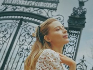 【正社員】ストアスタッフ募集＜ALEXANDRE DE PARIS (アレクサンドル ドゥ パリ) 　銀座松屋＞ラグジュアリーなヘアアクセサリーブランドで販売■アパレル・服飾販売経験者歓迎！【年俸250～300万円 / 福利厚生充実 / 20代,30代女性活躍中】AP-T-ale