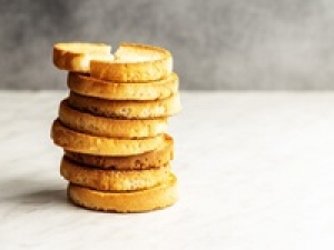 年末年始の洋菓子販売　12/1～1/15【10:00～19:00】未経験歓迎！世界中のバターを厳選！バターが薫るバタースイーツ専門店で手土産にも喜ばれる話題の洋菓子販売＜東京グランスタ＞時給1500～1600円＋交通費 / 週払いOK / Wワーク / 扶養内 / 何かしらの販売経験があればOK / 期間限定の好条件＆高時給 / テキパキ動く事が好きな方におススメ！学生.20代.30代.40代女性スタッフさん活躍中！＜専用フォーム返信＆オンラインで簡単登録＞tan-F-pl-sabr