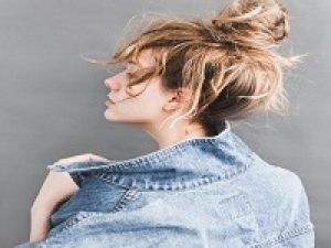 ＊即日～長期＊時給1600円以上(経験有)+交通費＊週4日～OK！【テラスモール湘南】セレクトショップ販売スタッフ＊オリジナルと国内外からセレクトした旬なアイテムを展開♪＊アパレル未経験歓迎！物販経験があればOKです♪＊週払いOK・服装サンプル貸与有り・社保有給完備＊20代,30代,40代女性スタッフ活躍中！＜専用フォーム返信＆オンラインで簡単登録＞AP-T-js-d