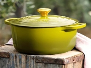 ■長期■2～3ヶ月の短期もOK■高時給1700円以上(経験有)+交通費■＜Le Creuset ル・クルーゼ / 御殿場アウトレット＞映えるカラフルで可愛いアイテムに囲まれてお仕事【未経験OK・週払いOK・制服貸与あり・20代、30代、40代男女スタッフ活躍中・選べる働き方！社員登用実績アリ】＜WEB/来社 選べる登録方法◆履歴書不要＞AP-g-ruku