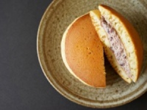 即日～長期＜武蔵小山駅前＞もちもちのどら焼き、サクサクのおかき等☆上品なパッケージで手土産にも喜ばれる☆季節を楽しむ和菓子販売◇時給1500～1600円＋交通費支給 / 週払いOK / 和菓子未経験OK！プライベートも充実！20代30代.40代.50代前半女性スタッフさん多数活躍中◇社保完備/有給あり/週払い可＜専用フォーム返信＆オンラインで簡単登録＞FD-T-ginbo①