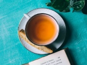 世界のお茶専門店で販売〖テラスモール湘南〗時給1450～1500円＋交 / 未経験OK＜紅茶/ 日本茶 / 中国茶 / フレーバードティーetc＞可愛い缶入りの紅茶や焼き菓子が人気のshop☆学生.20代.30代.40代半ば女性スタッフさん多数活躍中◇制服貸与あり◇週払いOK◇社保完備◇有給あり◇駅チカ＜専用フォーム返信＆オンラインで簡単登録＞FD-T-lup②-d