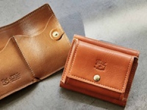 時給大幅UP！【クリスマスSALE販売補助】12/10～12/25 (期間中11日間）期間限定の高時給1700～1800円＋交通費 / 週払いOK【IL BISONTE（イル ビゾンテ）立川ルミネ】◆未経験歓迎◆カジュアル×シックなスタイルで人気！フィレンチェ発のレザーバッグ＆小物の販売◇私服◇人気のお仕事なので早めのエントリーがおすすめ！学生.20代30代男女活躍中！＜専用フォーム返信＆オンラインで簡単登録＞tan-A-Xmas-ilbiso