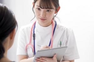 【正社員】あなたの資格・経験活かしませんか？『グッドタイムナーシングホーム 美しが丘』有料老人ホームで日々の健康管理を担当★オンコール無し・残業ほぼ無し・日勤メインも相談可能★月給35万円+夜勤手当/昇給賞与あり/社会保険完備★　 OT-T-souse-utsu