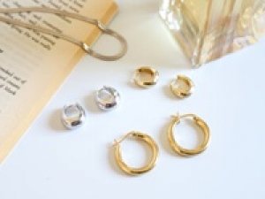 【銀座松屋】5/1～長期◆ジュエリー未経験歓迎！松屋オリジナルブランド【ENEY＊エネイ】インスタフォロワー急増中のサステナブルなジュエリーブランドで販売◆時給1600円/月収例24万/交通費支給/週払いOK◆社食・休憩室充実/私服勤務OK◆20代,30代女性活躍＜専用フォーム返信＆オンラインで簡単登録＞ OT-T-mat-eney