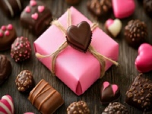 未経験歓迎◇洋菓子販売デビュー歓迎【バレンタインチョコレート販売】2/4～2/14＜新宿京王＞大阪発・遊び心あるショコラ専門店でチョコレートの販売【実働8H】時給1450～1550円 / 交通費支給 / 週払いOK / 書類選考のみ / スニーカーOK / 学生.20代.30代.40代.50代女性活躍中！＜専用フォーム返信＆オンラインで簡単登録＞tan-F-VD-monro-mina