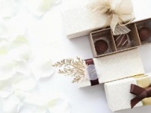 毎年大人気の為早めのエントリーをおススメ！ 【ホワイトデー催事2026年　船橋東武】3/5～3/14『レーマン』変わらない美味しさで長年愛され続けているブランド◇ホワイトデーの限定洋菓子販売〖未経験OK / 書類選考のみ 〗時給1450～1550円＋交通費 / 週払いOK / Wワーク / 扶養内 / 学生.20代.30代.40代.50代女性スタッフさん活躍中！ ＜専用フォーム返信＆オンラインで簡単登録＞tan-F-WD-reman