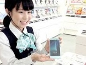 【契約社員】携帯ショップで大手通信企業の販売クルー◆9割が未経験からスタート！接客経験を活かして活躍！◆月給22万円～・賞与あり・年間休日123日・その他福利厚生充実◇福岡県福岡市中央区　OT-K-ex-SB25