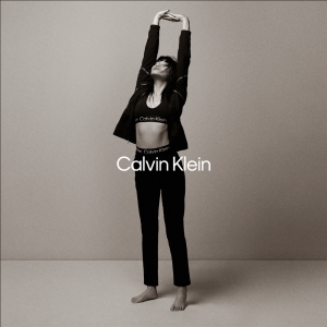 【Calvin Klein / カルバンクラインで販売スタッフ / 心斎橋路面店】＜中国語・インバウンド対応＞アパレル・アンダーウエア・フレグランスも人気！◆即日～長期＊時給1800円(経験有)・交通費全額支給・週払いOK＊車通勤OK・社保有給完備・制服貸与・アパレル経験浅い方＆未経験も歓迎◆20代～40代女性活躍中！＜専用フォームの返信＆LINEビデオで簡単登録＞AP-K-CK