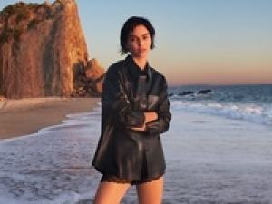 【Calvin Klein / カルバンクラインで販売スタッフ / 木更津アウトレット】アパレル・アンダーウエア・フレグランスも人気!◆即日~長期*時給1500円(経験有)・交通費全額支給・週払いOK*車通勤OK・社保有給完備・制服貸与・アパレル経験浅い方&未経験も歓迎◆20代,30代女性活躍中!<専用フォームの返信&オンラインで簡単登録>AP-T-CK