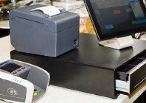 【銀座松屋】即日～長期◆フランス発ラグジュアリーブランドのレジ業務及びPCを使用して関連する事務処理を担当◆時給1700円＋交通費/月収例25万円/週払いOK◆社食・休憩室充実/駅チカで通勤便利◆20代～40代女性活躍中！＜専用フォーム返信＆オンラインで簡単登録＞ OT-T-mat-LVPC