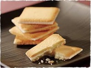 年末年始の洋菓子販売　12/1～1/5【水・日含む週4日 / 8:30～17:30】未経験歓迎！NYスタイルのチーズ菓子専門店で洋菓子販売＜横浜そごう＞時給1500～1600円＋交通費 / 週払いOK / Wワーク / 扶養内 / 何かしらの販売経験があればOK / 期間限定の好条件＆高時給 / テキパキ動く事が好きな方におススメ！学生.20代.30代.40代女性スタッフさん活躍中！＜専用フォーム返信＆オンラインで簡単登録＞tan-F-pl-nyperf