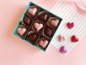 バレンタインイベントSTAFF / エントリーはお早目に！【2026年バレンタイン ランナーSTAFF】未経験歓迎＜2/1～2/14　銀座三越＞作りたての焼き菓子が人気のブランド◇バレンタインチョコレートの品出し・運搬など◇時給1500～1600円 / 交通費支給 / 週払いOK / 学生.20代.30代.40代男女スタッフさん活躍中！＜専用フォーム返信＆オンラインで登録OK＞tan-F-VD-ed-nowa①