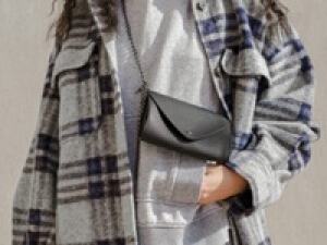 <英語・中国語歓迎>■長期■時給1500円(経験有)+交■<渋谷スクランブルスクエア>大人気!NY生まれの有名ブランドで販売◇スタイリッシュで使い心地良いアイテムはオフィスでもプライベートでも活躍◇バッグ・レザー小物&ジュエリー・アクセサリー&シューズ&時計など【週払いOK・社販なし / 制服貸与・社保有給完備・20代,30代女性スタッフ活躍中】<専用フォーム返信&オンラインで簡単登録>AP-T-micha-in