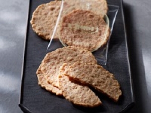 【年末繁忙期◆和菓子の品出し / 夕方まで】未経験歓迎!ジムやスポーツ、運動部など体を動かす事が好きな方におススメ!<12/1~12/31 横浜高島屋>海老せんべいなどデパ地下でも人気の和菓子店【坂角総本店】納品対応や品出しのお仕事◇時給1400~1500円+交通費 /週払いOK◇学生.20代.30代.40代男女スタッフさん活躍中!<専用フォーム返信&オンラインで簡単登録>tan-F-ebi