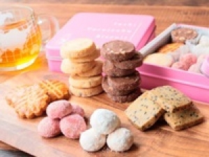 毎年大人気！エントリーはお早目に！【ホワイトデー催事2026年】3/4～3/14 (3/3設営) ＜Toshi Yoroizuka（トシ ヨロイヅカ）  横浜そごう＞有名パティスリーのホワイトデー出店！見た目も華やかなホワイトデー限定洋菓子販売◇時給1500～1600円＋交通費 / 週払いOK〖未経験OK / 書類選考のみ 〗学生.20代.30代.40代.50代女性活躍中！＜専用フォーム返信＆オンラインで簡単登録＞tan-F-WD-tyo