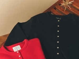 ■長期■時給1500円以上(経験有)+交通費支給■未経験OK＜agn&egrave;s b／アニエスベー　たまプラーザ東急＞パリ発のシンプルシックな人気ブランド◇レディースアパレル・ファッション雑貨・子供服の販売■嬉しい制服貸与・週払OK■20代,30代,40代女性スタッフ活躍中！＜専用フォーム返信＆オンラインで簡単登録＞AP-T-agn-d