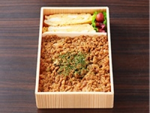 【早番】年末　12/1～12/15  ＜赤羽エキュート＞ 伝統の味・深川めしや人気の厚焼き玉子が絶品！『太郎』お弁当＆惣菜販売◇日給12000円＋交通費 / 9:00～17:30ワンシフト / 実働7.5時間 / 時給換算1600円 / スニーカーOK / 学生.20代.30代.40代.50代 女性活躍中！＜専用フォーム返信＆オンラインで簡単登録＞tan-F-taro