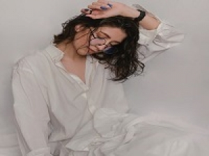 ＊即日～長期＊時給1600円以上(経験有)+交通費＊週4日～OK！【ルミネ新宿2】セレクトショップ販売スタッフ＊オリジナルと国内外からセレクトした旬なアイテムを展開♪＊アパレル未経験歓迎！物販経験があればOKです♪＊週払いOK・服装サンプル貸与有り・社保有給完備＊20代,30代,40代女性スタッフ活躍中！＜専用フォーム返信＆オンラインで簡単登録＞AP-T-jsre