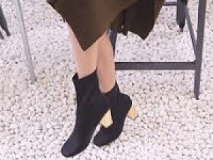 ＊即日～長期＊時給1600円以上(経験有)+交通費＊レディースシューズ＆雑貨ショップスタッフ【ルミネ町田】快適さとデザイン性を兼ね備えたシューズ、履くだけで気分が上がるシューズが揃います♪バック等のファッション雑貨も展開＊アパレル未経験歓迎！物販経験があればOKです♪＊週払いOK・社保有給完備＊20代,30代,40代女性スタッフ活躍中！＜専用フォーム返信＆オンラインで簡単登録＞AP-T-leta-d