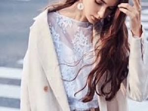 【正社員】人物重視！アパレルデビューを目指す未経験歓迎！スキルアップしたい経験者優遇！オリジナリティを大切にしたブランドでレディースアパレル販売スタッフ◇ルミネ新宿1◇全国各地に多数ショップ展開中のアパレルメーカー◇年俸294万円～420万円◇スタート日ご相談ください！ AP-T-gr