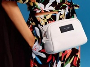 ■長期■MAX時給1500円(経験有)+交通費＜kate spade new york／ケイトスペード　熊本鶴屋＞アメリカ発の人気ファッションブランドでバッグ・革小物販売♪ 【シンプルな私服勤務OK／週払可／社保有給完備／20代,30代女性スタッフ活躍中／スタート日ご相談ください】 ＜専用フォームの返信＆LINEビデオで簡単登録＞AP-K-kate