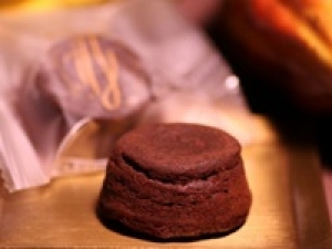 【2026バレンタイン催事　2/10・2/11】2日間でOK！早番のみ♪ 未経験OK！〖イルフェジュール / SWEETS BOX登戸〗独創的なフランス菓子が人気の洋菓子SHOP◇人気の蒸しショコラなどの販売◇何らかの販売経験があればOK◇時給1500～1600円＋交通費 /  WワークOK / 扶養内OK / 週払いOK / スニーカーOK◇学生.20代.30代.40代.50代女性活躍中！＜専用フォーム返信＆オンラインで簡単登録＞tan-F-VD-iru