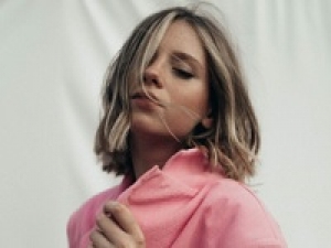 ＊長期＊時給1600円以上(経験有)+交通費＊週4日～OK！【豊洲ららぽーと】セレクトショップ販売スタッフ＊オリジナルと国内外からセレクトした旬なアイテムを展開♪＊アパレル未経験歓迎！物販経験があればOKです♪＊週払いOK・服装サンプル貸与有り・社保有給完備＊20代,30代,40代女性スタッフ活躍中！＜専用フォーム返信＆オンラインで簡単登録＞AP-T-jsre-d