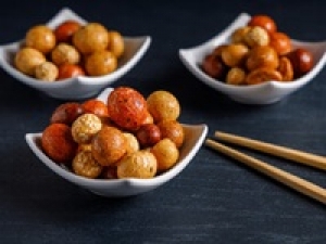 和菓子未経験OK【和菓子販売 / 銀座三越】即日～長期◇海老せんべいなど手土産、贈り物の定番！有名和菓子店で販売◇時給1550円＋交通費 / 週払いOK / 20代.30代.40代女性活躍中！＜専用フォーム返信＆オンラインで簡単登録＞FD-T-ebi②-d