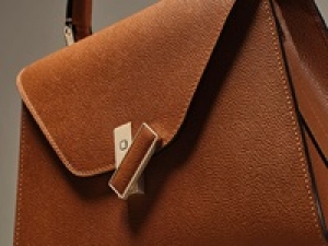 ＜1/3～2/28　有楽町阪急＞クワイエット ラグジュアリー【Valextra ( ヴァレクストラ）】ミラノ発・美しいカラー、カジュアルにもフィット、ファッションメディアやSNSなどで話題◇バッグ・革小物等の販売◇時給1800円＋交通費 / 週払いOK / 20代.30代.40代男女活躍中！＜専用フォーム返信＆オンラインで登録OK＞tan-A-vale