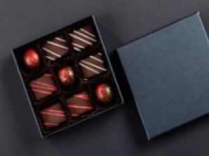 即日～長期＜横浜デパ地下＞ちょっと特別な日に/ 自分へのご褒美に / 大切な人への贈り物に◇チョコレート販売◇洋菓子未経験OK / 食品 / 洋菓子デビューOK◇時給1400～1500円＋交◇20代.30代.40代女性スタッフさん活躍中！オシャレなチョコレートショップでお仕事☆☆＜専用フォーム返信＆オンラインで簡単登録＞FD-T-choco-D