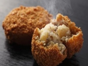 【販売】即日～長期◆時給1500円＋交通費あり / 食品販売未経験OK＜日本橋高島屋＞老舗牛肉店で精肉や惣菜販売のお仕事◇駅チカで通勤楽々♪ブランクありでもOK！◇20代.30代.40代.50代女性スタッフ活躍中◇社保完備・有給あり・週払い可◇＜専用フォーム返信＆オンラインで簡単登録＞FD-T-ngc-d