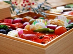 毎年人気！エントリーはお早目に♪【おせちの品出し】12/26～12/31＜千葉そごう＞料亭のおもてなしがそのままおせちで味わえる毎年人気のおせち◇時給1450～1550円＋交通費/ 週払いOK / 体を動かす事が好きな方におススメ◇学生.20代.30代.40代男女スタッフさん活躍中！＜専用フォーム返信＆オンラインで簡単登録＞tan-F-nada-shina