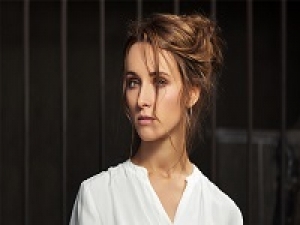 即日～長期＊時給1600～1650円(経験有)+交通費＊アパレル販売『L'EQUIPE / レキップ 　新宿京王』ノンエイジ・ボーダーレス/自分らしく生きる女性に向けたブランド＊週払いOK・服装貸与あり・社販も可・社保有給完備・20代,30代,40代女性スタッフ活躍中！ ＜専用フォームの返信＆オンラインで簡単登録＞ AP-T-leq