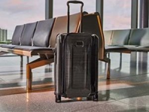 ■長期■高時給！時給1750円(経験有)+交■時短勤務＆曜日固定相談OK・スタート日相談OK■＜TUMI／トゥミ　新宿高島屋＞高機能バッグの代名詞的ブランドで販売【週払いOK・駅から徒歩5分以内・制服貸与あり・20代,30代,40代男女スタッフ活躍中】＜専用フォームの返信＆オンラインで簡単登録＞AP-T-tumi