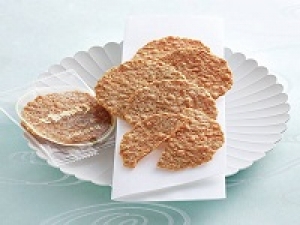 【年末繁忙期◆和菓子の品出し / 夕方まで】未経験歓迎!ジムやスポーツ、運動部など体を動かす事が好きな方におススメ!<12/1~12/31 新宿京王>海老せんべいなどデパ地下でも人気の和菓子店【坂角総本店】納品対応や品出しのお仕事◇時給1400~1500円+交通費 /週払いOK◇学生.20代.30代.40代男女スタッフさん活躍中!<専用フォーム返信&オンラインで簡単登録>tan-F-ebi