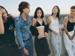 【Calvin Klein / カルバンクラインで販売スタッフ / マリン&amp;ウォーク 横浜】アパレル・アンダーウエア・フレグランスも人気！◆即日～長期＊時給1500円(経験有)・交通費全額支給・週払いOK＊車通勤OK・社保有給完備・制服貸与・アパレル経験浅い方＆未経験も歓迎◆20代,30代女性活躍中！＜専用フォームの返信＆オンラインで簡単登録＞AP-T-CK