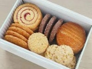 未経験OK！＜池袋東武＞即日～長期◇クッキーなどの焼き菓子販売◇時給1500円＋交＜大人から子供まで親しみやすい食感が人気♪看板商品のリーフパイの販売＞手土産にもピッタリ♪安定の長期♪20代.30代.40代.50代女性スタッフさん活躍中☆週払いもOK＜専用フォーム返信＆オンラインで簡単登録＞FD-T-rsd①-d