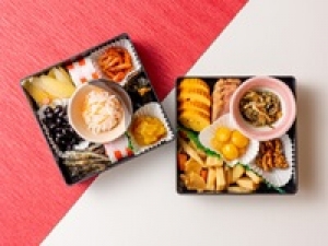 【わらびの里 / 年末短期軽作業】早期エントリー開始！毎年大人気の為早めにお仕事確保＜短期・単発 12/28～12/30＞時給1350～1450円＋交通費 / 週払いOK ＜川越市下赤坂＞キレイな物流倉庫にておせち商品の梱包等の簡単なお仕事◇学生.家族同士.お友達同士.20代.30代.40代.50代男女活躍中！車/自転車通勤OK・お仕事やスケジュールの合間に勤務OK＜専用フォーム返信＆オンラインで簡単登録＞ tan-A-wara①