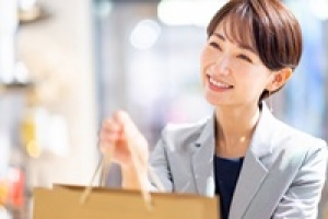【銀座松屋】即日～長期◇外商顧客対応係/お客様のお買い物アテンダント及び関連する業務◇1日実働6～7時間で無理なくお仕事できます！◇時給1700円～1750円/月収例23万/交通費支給/週払いOK◇社食・休憩室充実/駅チカで通勤便利◇20代～50代男女活躍中！ ＜専用フォーム返信&amp;オンラインで登録OK＞　OF-T-mat-gaitai