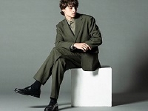 ■長期■時給1600円以上(経験有)+交通費■アパレル未経験相談OK■＜Theory MEN(セオリーメン)  横浜そごう ＞ニューヨーク発信の人気ブランドで販売■週払いOK・私服勤務・社保有給完備・社員登用実績アリ・20代,30代,40代前半 男女スタッフ活躍中！＜専用フォームの返信＆オンラインで簡単登録＞AP-T-TM