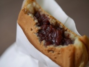 【人形焼き販売】日給12,000円＋交通費(時給換算1714円）＜4/4～6.8.10.13.19.21～23.25.26.29.30　ソラマチ＞ 熊本の人気ご当地キャラがそのまま可愛い人形焼きに◇期間限定の販売スタッフ◇食品未経験OK / 接客＆レジ経験があばOK / 日数相談OK / 学生/20代.30代.40代.50代女性活躍中！＜専用フォーム返信＆オンラインで簡単登録＞tan-F-mona