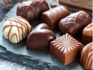 即日～長期＜東京駅＞ちょっと特別な日に/ 自分へのご褒美に / 大切な人への贈り物に◇チョコレート販売◇洋菓子未経験OK / 食品 / 洋菓子デビューOK◇時給1400～1500円＋交◇20代.30代.40代女性スタッフさん活躍中！オシャレなチョコレートショップでお仕事☆☆＜専用フォーム返信＆オンラインで簡単登録＞FD-T-choco-D